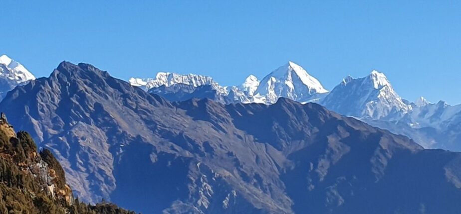 langtang-mountain-range