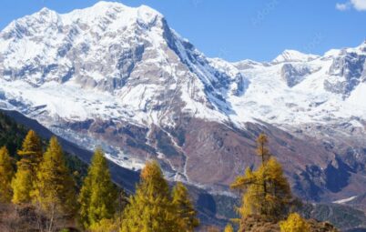 Mountain in Manaslu Trek