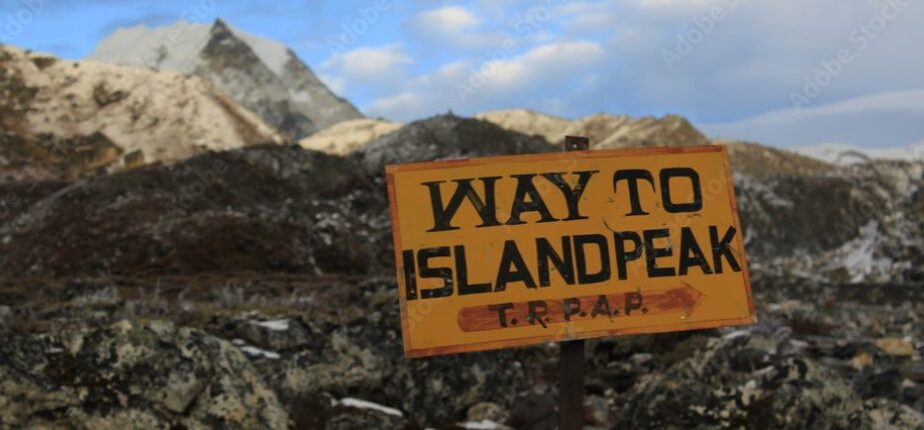 A sign to Island Peak